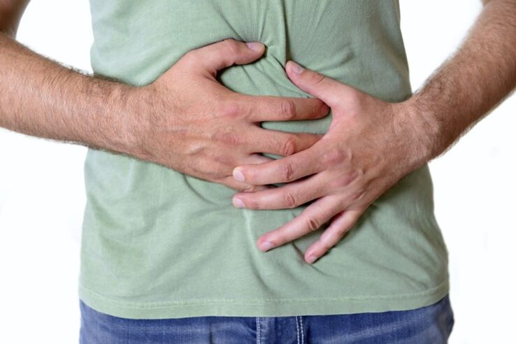 Pain and swelling symptoms of the presence of worms in the intestines. 